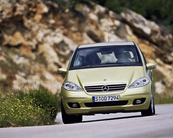 Mercedes-Benz-A-Class-058