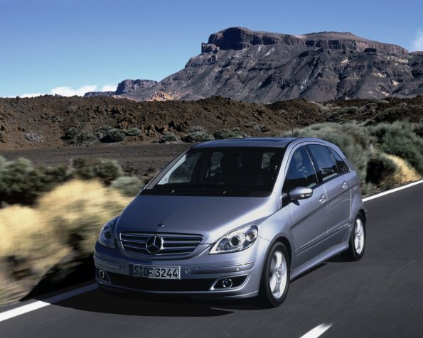 Mercedes-Benz-B-Class-1280-1024-02
