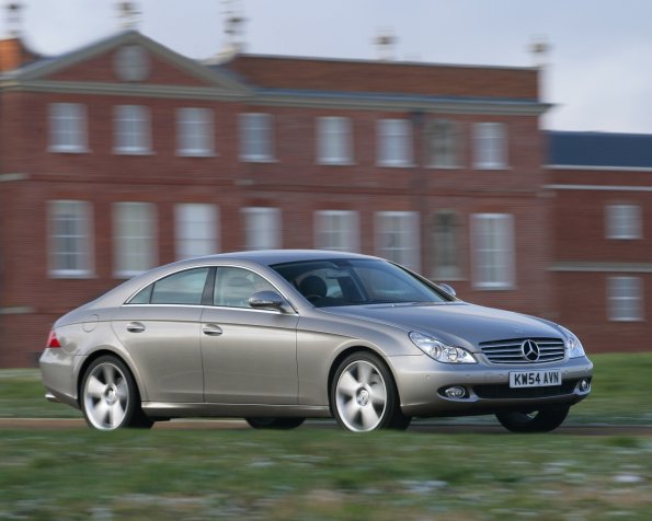 Mercedes-Benz-CLS-Class-1280-1024-05