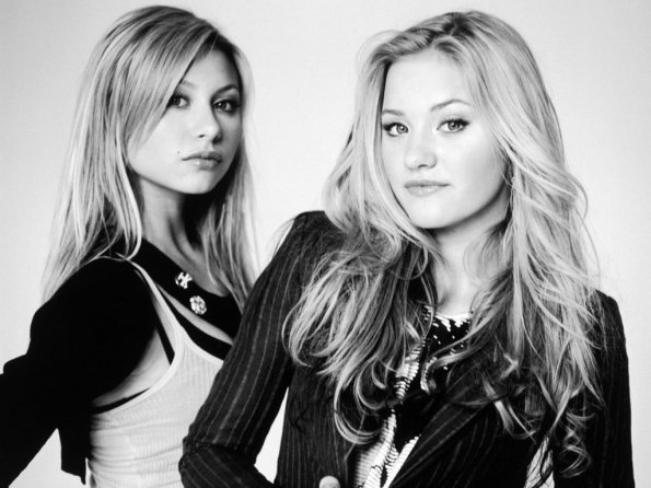 alyson-michalka-8