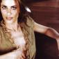 amanda-peet-5