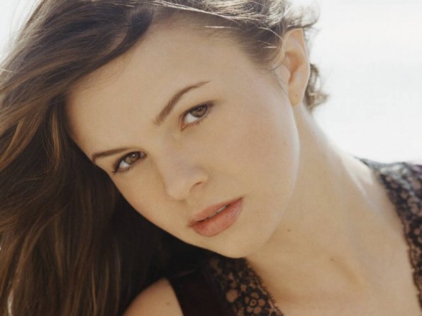 amber-tamblyn-19