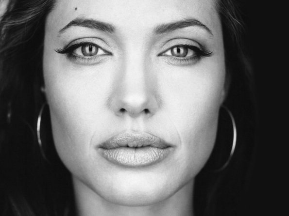 angelina-jolie-109