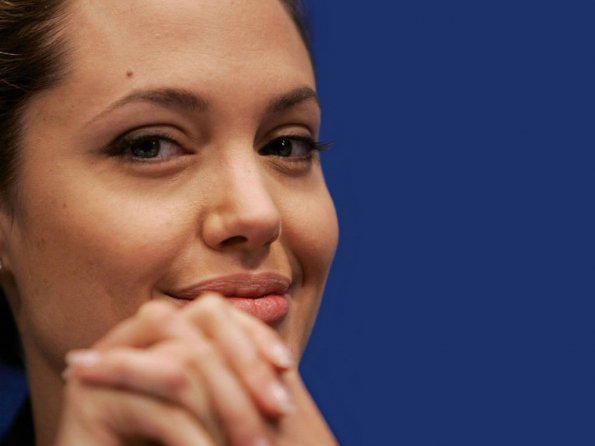 angelina-jolie-19