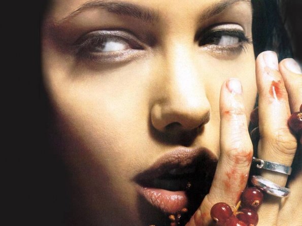 angelina-jolie-271