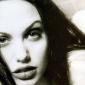 angelina-jolie-317