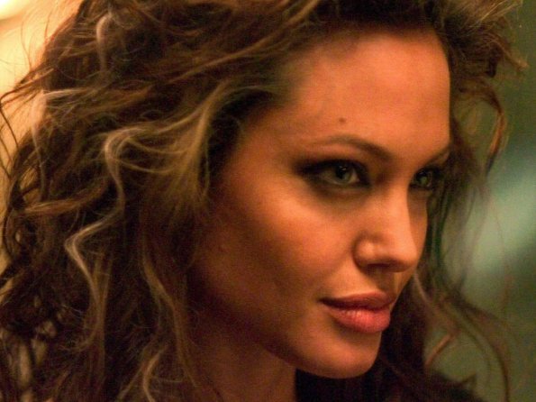 angelina-jolie-67