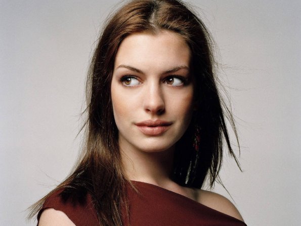anne-hathaway-11