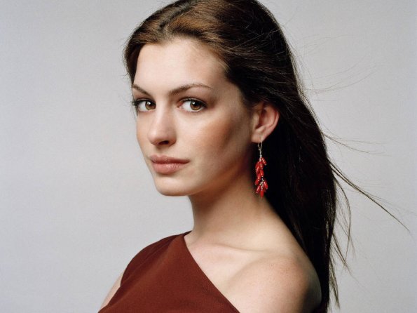 anne-hathaway-20