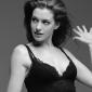 anne-hathaway-25