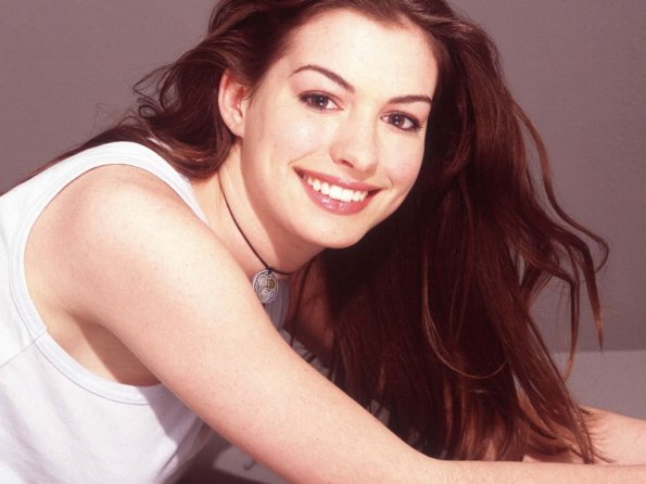 anne-hathaway-34
