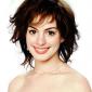 anne-hathaway-38
