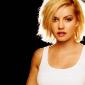 Elisha-Cuthbert-135