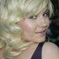 Elisha-Cuthbert-15