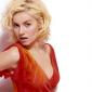 Elisha-Cuthbert-5