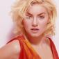 Elisha-Cuthbert-76