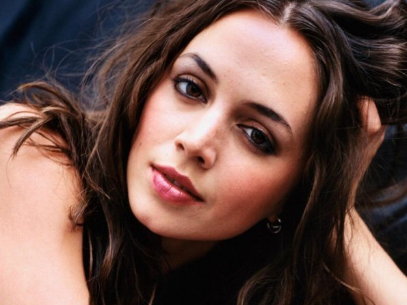 Eliza-Dushku-50