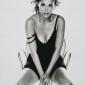 Elizabeth-Berkley-9