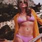 Elizabeth-Hurley-33