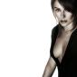 Elizabeth-Hurley-81