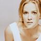Elizabeth-Shue-3