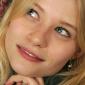 Emilie-de-Ravin-21