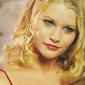 Emilie-de-Ravin-5
