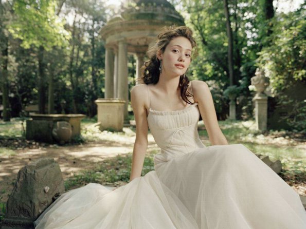 Emmy-Rossum-3
