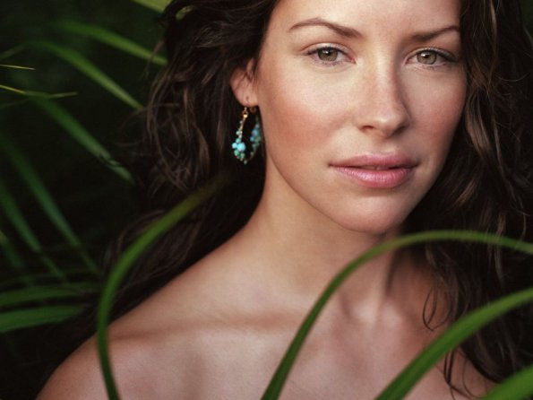 Evangeline-Lilly-68