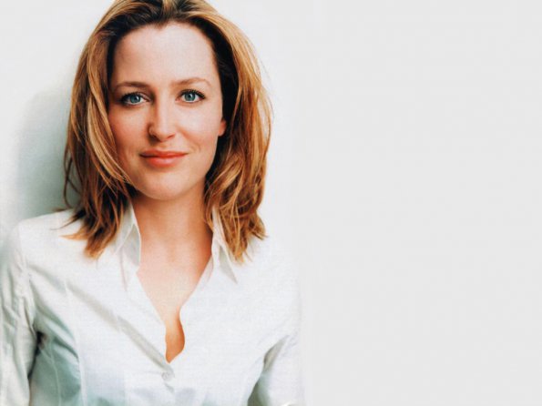 Gillian-Anderson-29