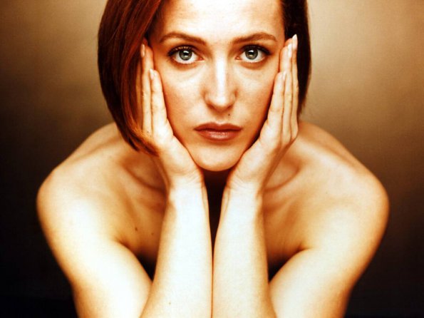Gillian-Anderson-43