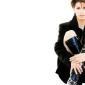 Gina-Gershon-30