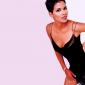 Halle-Berry-122
