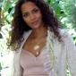 Halle-Berry-18