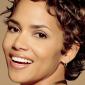 Halle-Berry-32