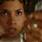 Halle-Berry-54