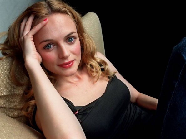 Heather-Graham-51