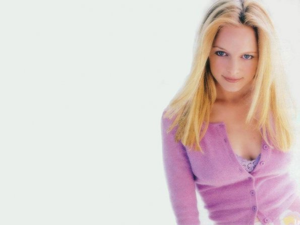 Heather-Graham-56