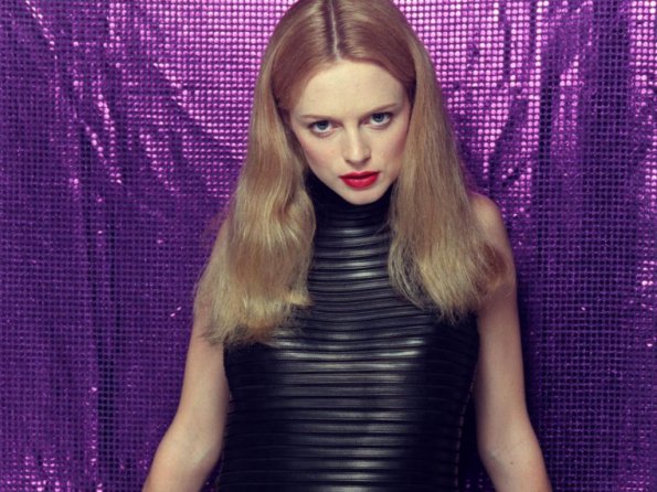 Heather-Graham-9