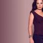 Holly-Marie-Combs-19