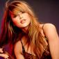 Holly-Valance-104