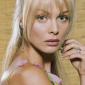 Izabella-Scorupco-33