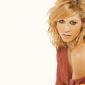 Jenna-Elfman-5