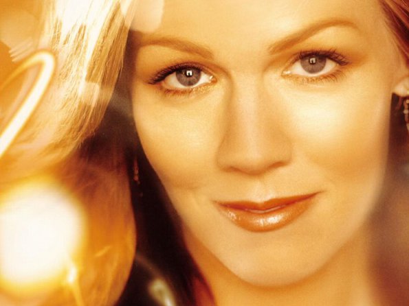 Jennie-Garth-16
