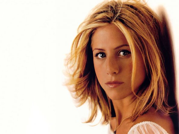 Jennifer-Aniston-100