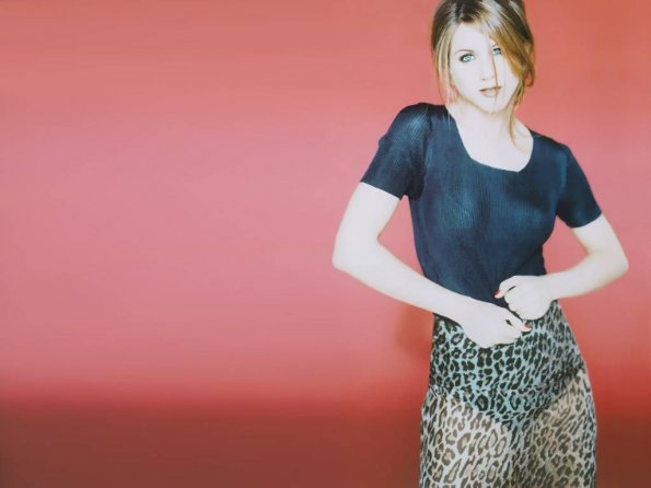 Jennifer-Aniston-130