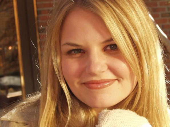Jennifer-Morrison-19