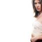 Jewel-Staite-10