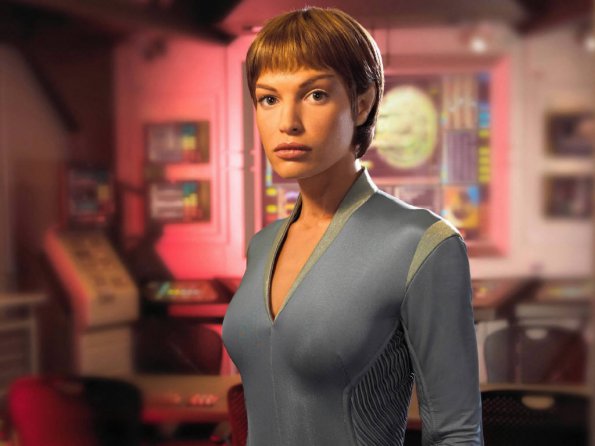 Jolene-Blalock-15
