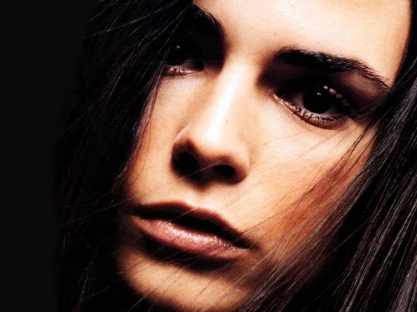 Jordana-Brewster-5